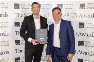 SGD Awards 2021 - Garden Club London, Principal Designer Tony Woods MSGD - Small Residential Winner - Sponsor CORE Landscapes