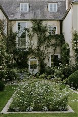 The wildflower Platt-Batcombe House, Somerset-home of designer Libby Russell.  Photo Libby Russell