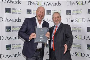 SGD Awards 2020 Winner – Planting Design - Stuart Craine MSGD - Thornhill Road – Sponsor Barcham Trees Plc