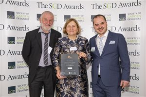 SGD Awards 2020 Winner - Beth Chatto Award - Sue Townsend MSGD – Samphire – Sponsor Acacia Gardens Ltd – collected by Marianne Majerus with Dave Ward