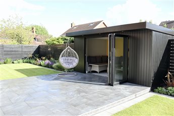 Bespoke summerhouse for a new contemporary garden near Newark, Nottinghamshire