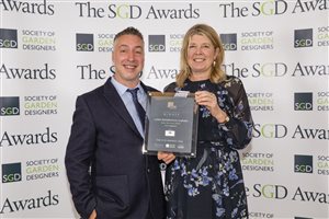 SGD Awards 2020 Winner - Large Residential Garden - Helen Elks-Smith MSGD - Lymington Garden – Sponsor The Garden Builders