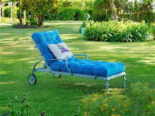 Oxley's Artemis Lounger